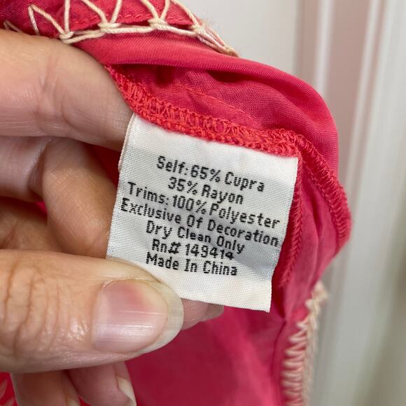 Johnny Was Biya Charlize Embroidered Blouse Pink Eyelet Lace trim Oversize S - Picture 7 of 8